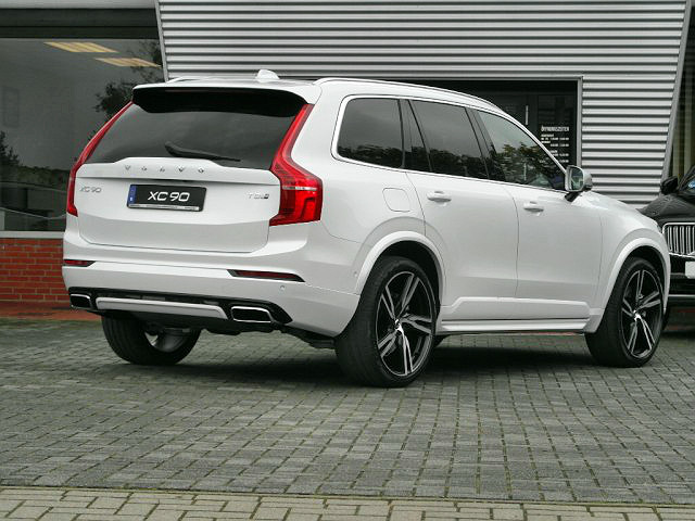 <b>Neuheit</b> für XC90 T5 187kW/254PS